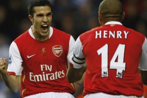 哈登激战加时NBA总决赛，哈登加时关键三分回放