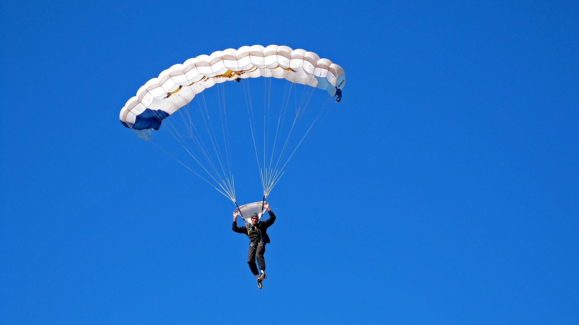 开云网页版登录入口-“跑酷高手齐聚天府新区，极限运动点燃赛场”  第1张