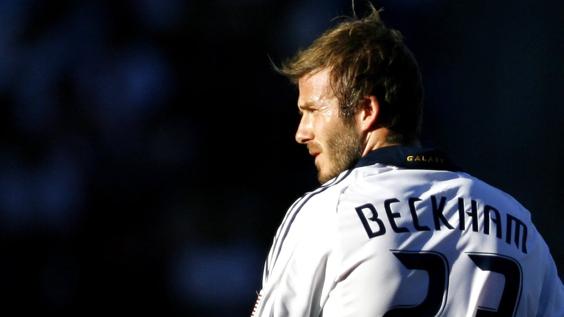 职业联赛赛程密集加强球员轮换策略研究，五大联赛换人规则